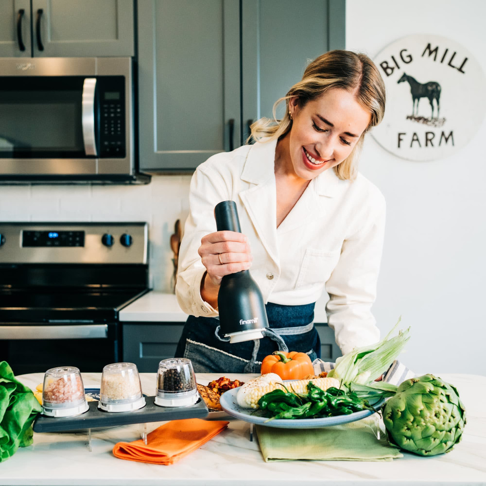 FinaMill Electric Spice Grinder with 2 Pro Plus Pods Midnight Black