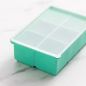 Kitchen Pro Kool 6 Cube Jumbo Silicone Ice Tray with Lid
