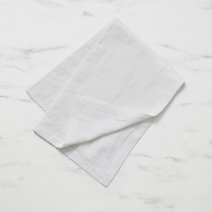 Salisbury & Co Classic Tablecloth 250x150cm White